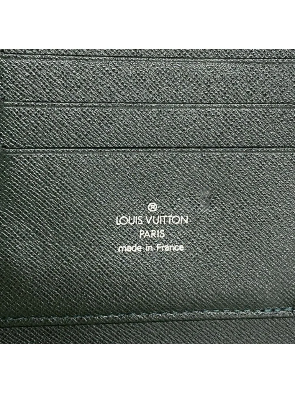 Louis Vuitton Wallet Taiga Organizer Atoll Epi